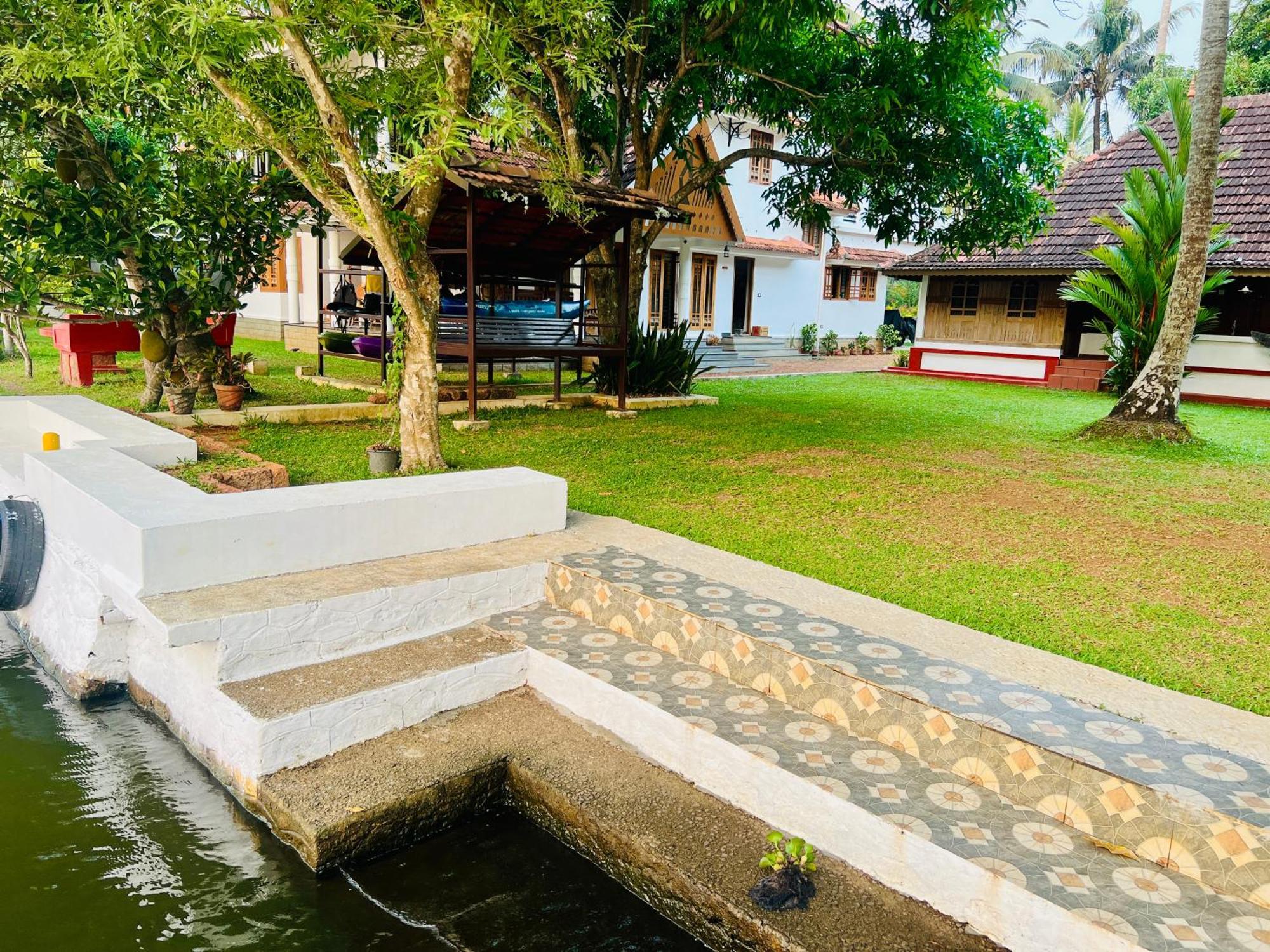 The Pamba Heritage Villa Champakulam Exteriér fotografie